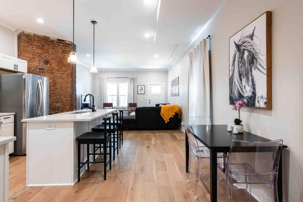 Newly Renovated 3 Bedroom Shelby Park Home **Free Parking** Louisville Eksteriør bilde