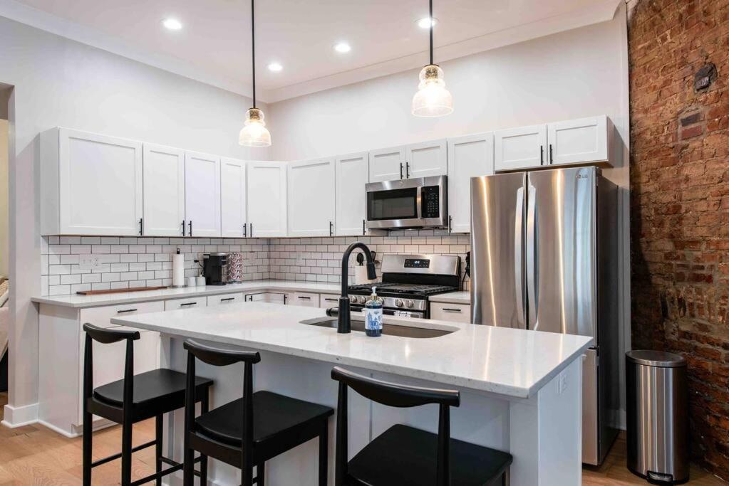 Newly Renovated 3 Bedroom Shelby Park Home **Free Parking** Louisville Eksteriør bilde